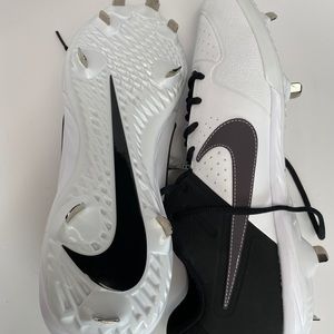 New Nike Baseball Cleats Size 14